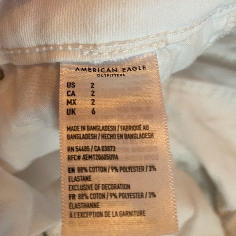 Hi Rise Shorts - Picture 3 of 6